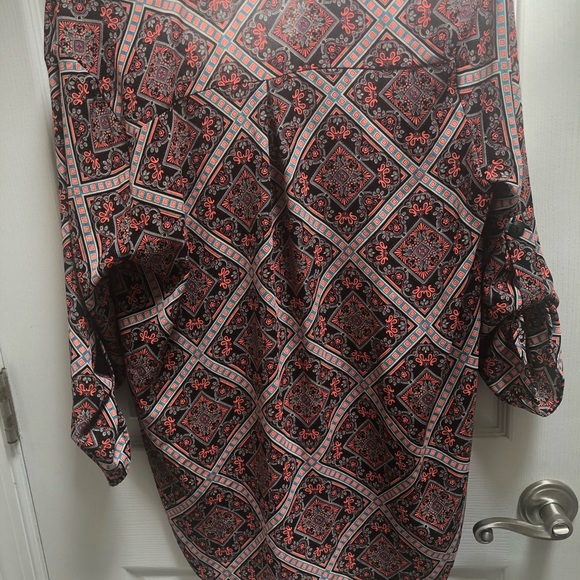 Dressy high low top! - Picture 4 of 4